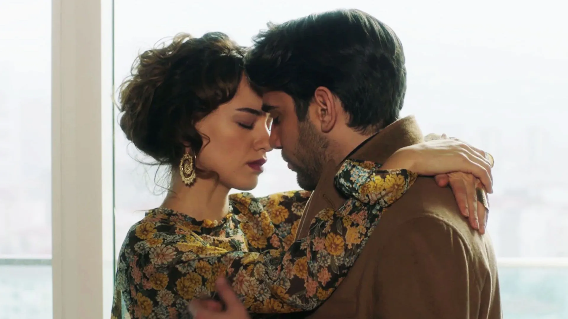 Кадр из фильма Расскажи мне, как любить