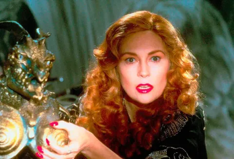 Кадр из фильма Супергёрл