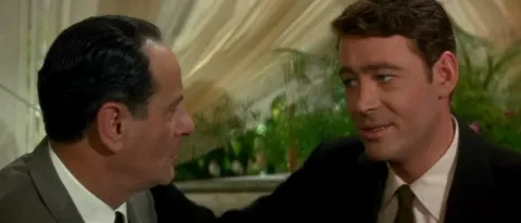 Кадр из фильма Как украсть миллион