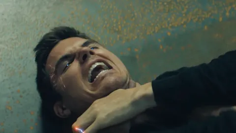 Кадр из фильма Код 8