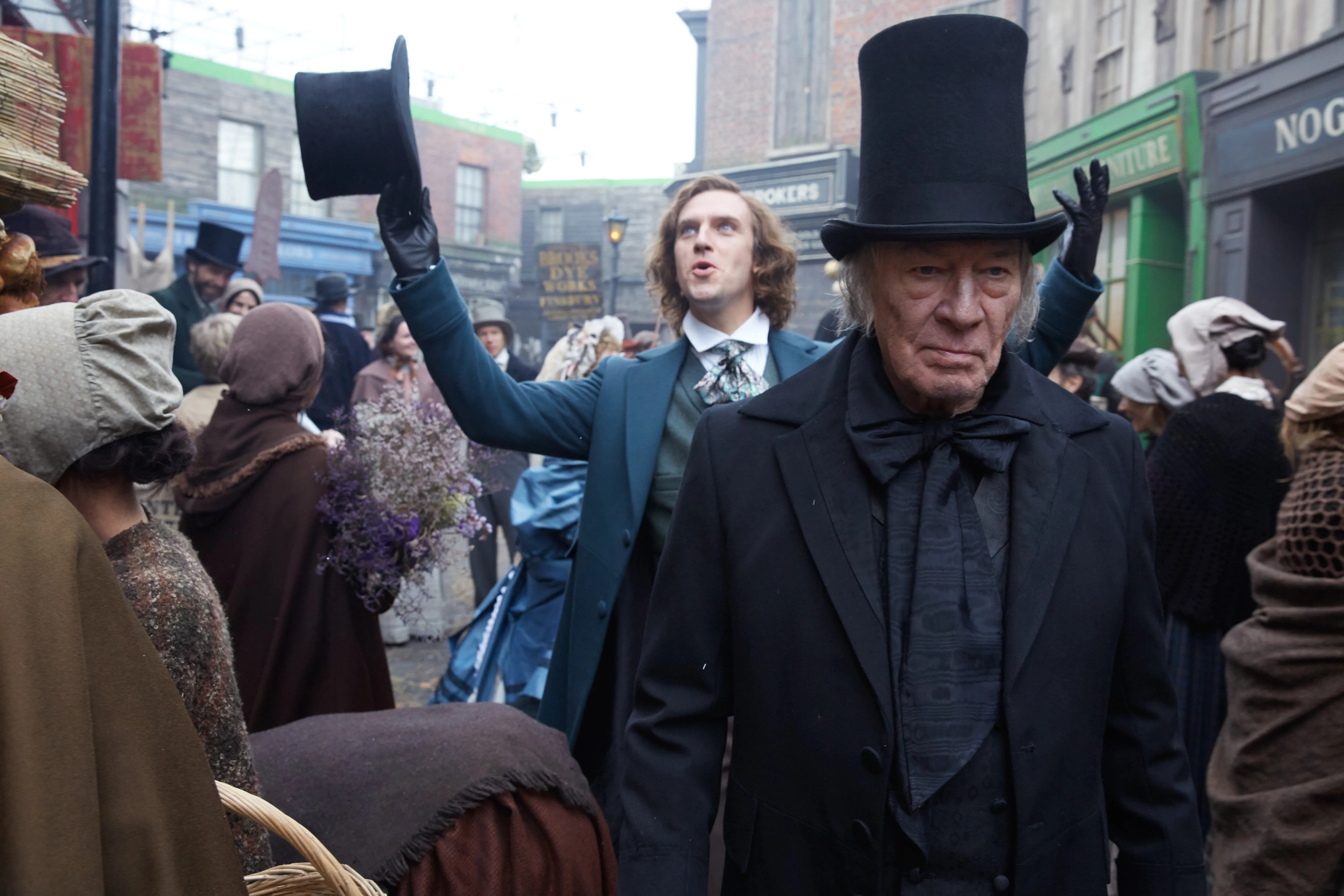 Кадр из фильма Необыкновенная история на Рождество