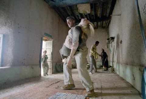 Кадр из фильма Вавилон