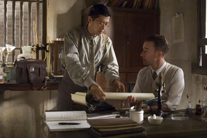 Кадр из фильма Разрисованная вуаль