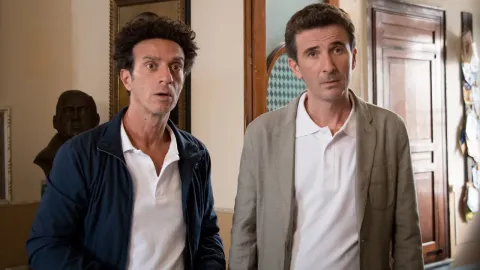 Кадр из фильма Закону тут не место