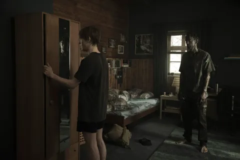 Кадр из фильма Тьма