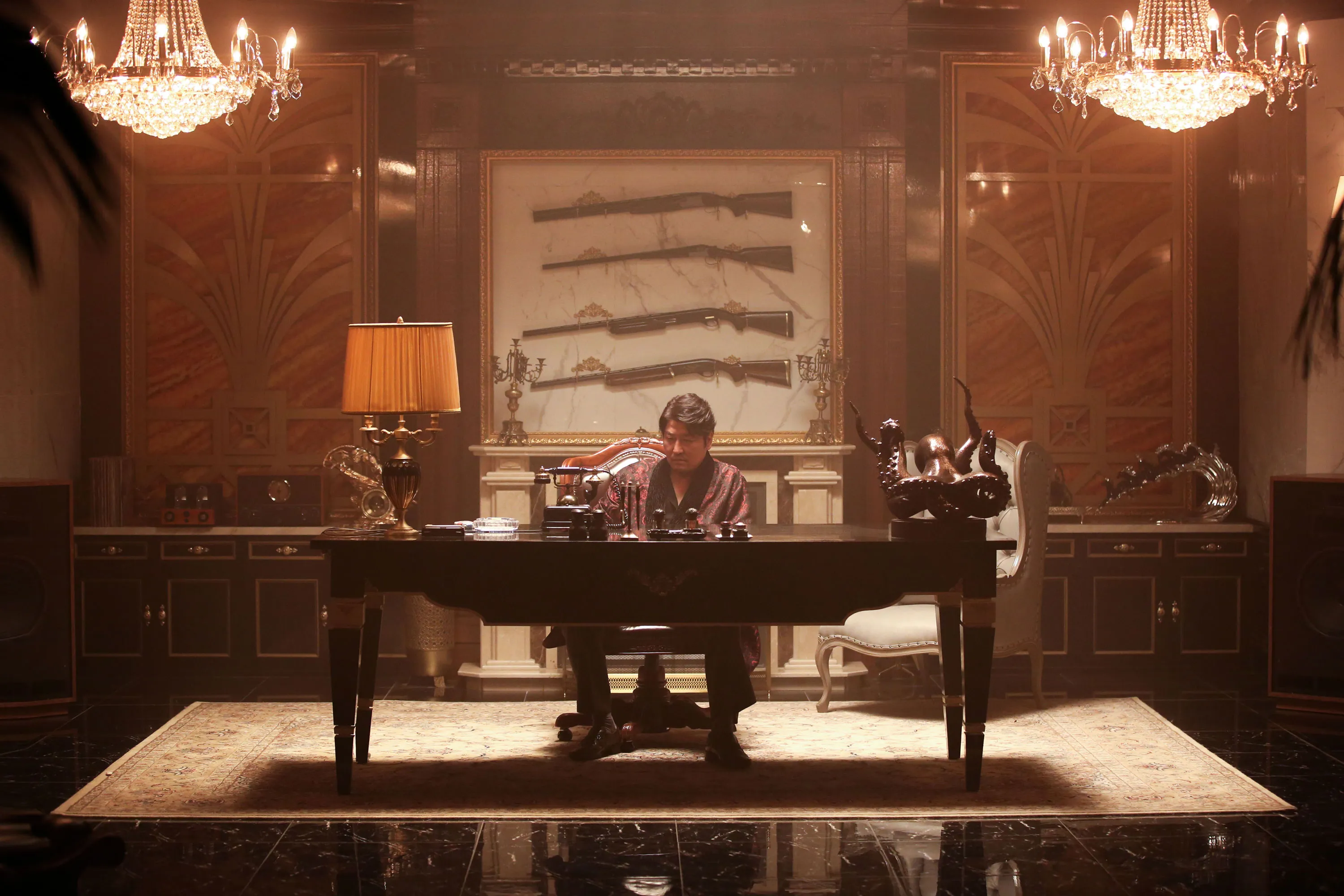 Кадр из фильма Наркобарон