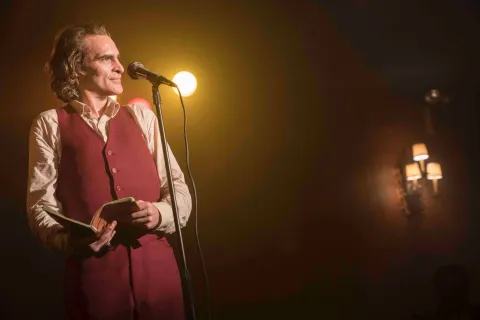 Кадр из фильма Джокер