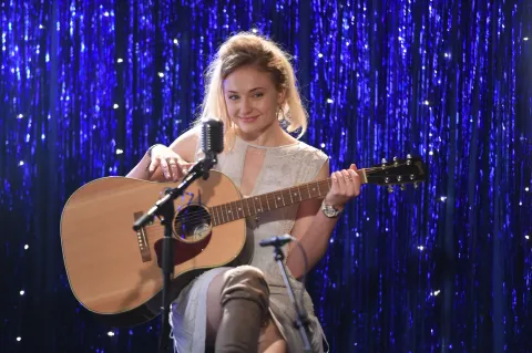 Кадр из фильма Помешанный на времени