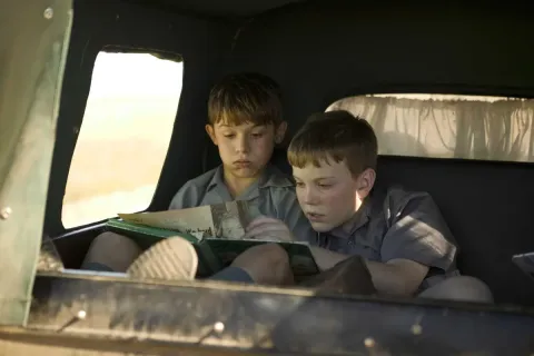 Кадр из фильма Декабрьские мальчики