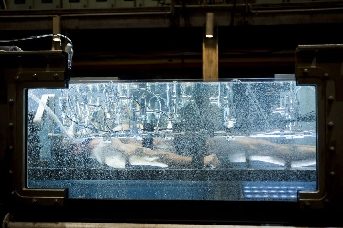 Кадр из фильма Люди Икс: Начало. Росомаха