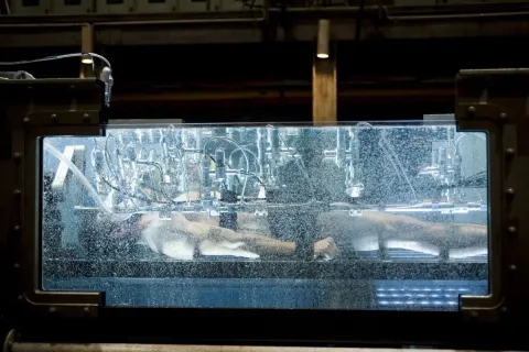 Кадр из фильма Люди Икс: Начало. Росомаха