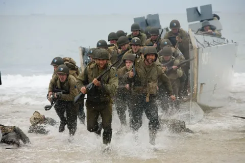 Кадр из фильма Люди Икс: Начало. Росомаха