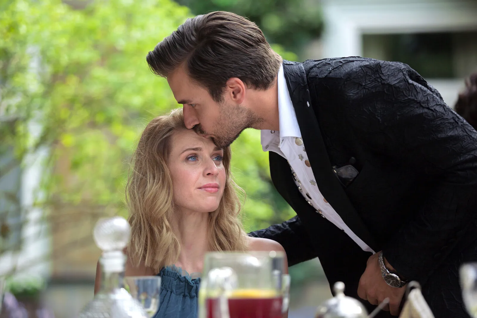 Кадр из фильма Притворись моим женихом