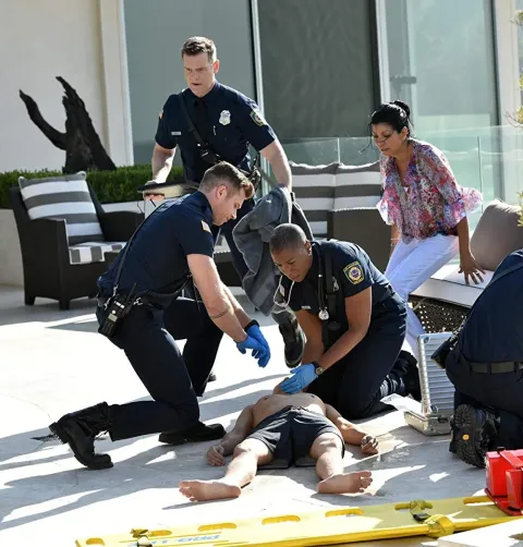 Кадр из фильма 911 служба спасения