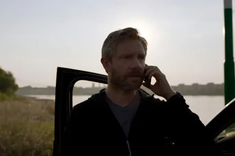 Кадр из фильма Связной