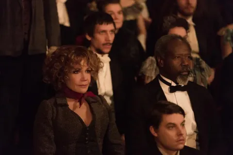 Кадр из фильма Сирано. Успеть до премьеры