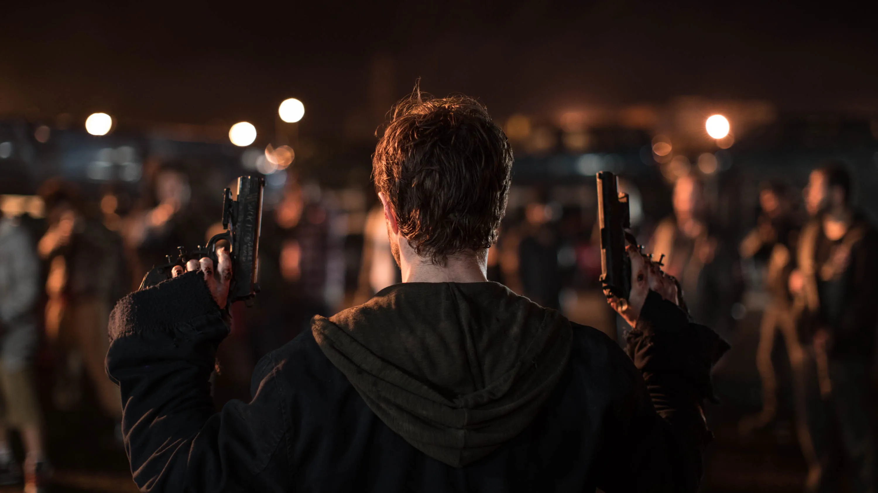 Кадр из фильма Пушки Акимбо