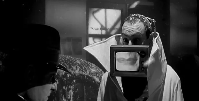 Кадр из фильма Антенна