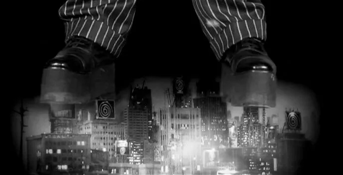 Кадр из фильма Антенна