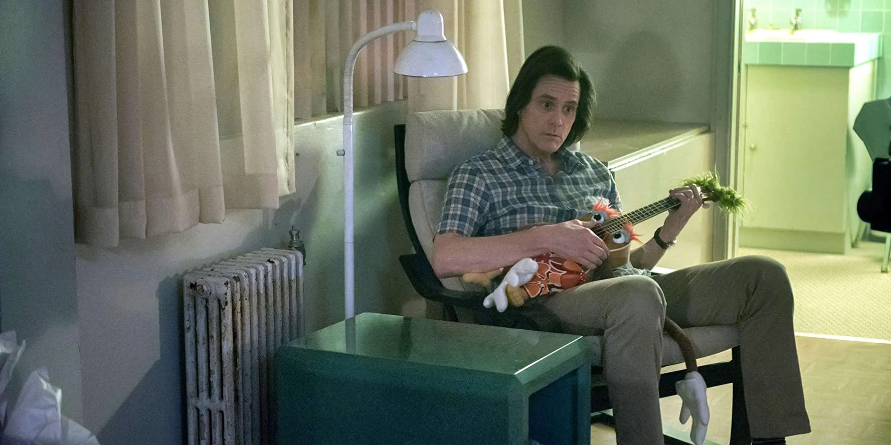 Кадр из фильма Шучу