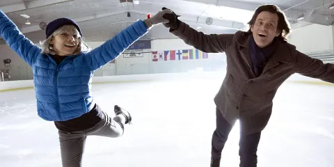 Кадр из фильма Шучу