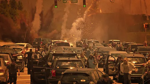 Кадр из фильма Гренландия