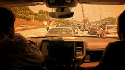 Кадр из фильма Гренландия