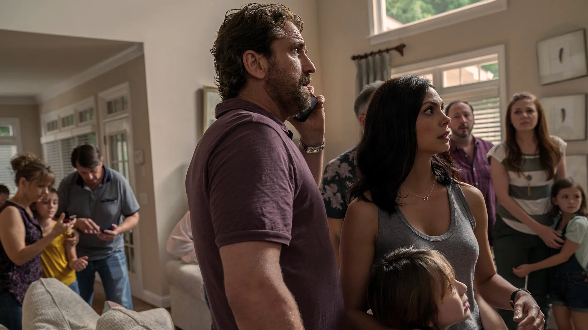 Кадр из фильма Гренландия