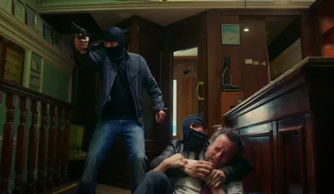 Кадр из фильма Любовь под домашним арестом