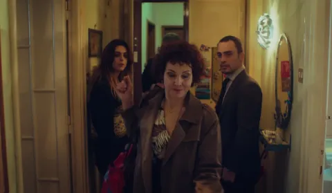 Кадр из фильма Любовь под домашним арестом