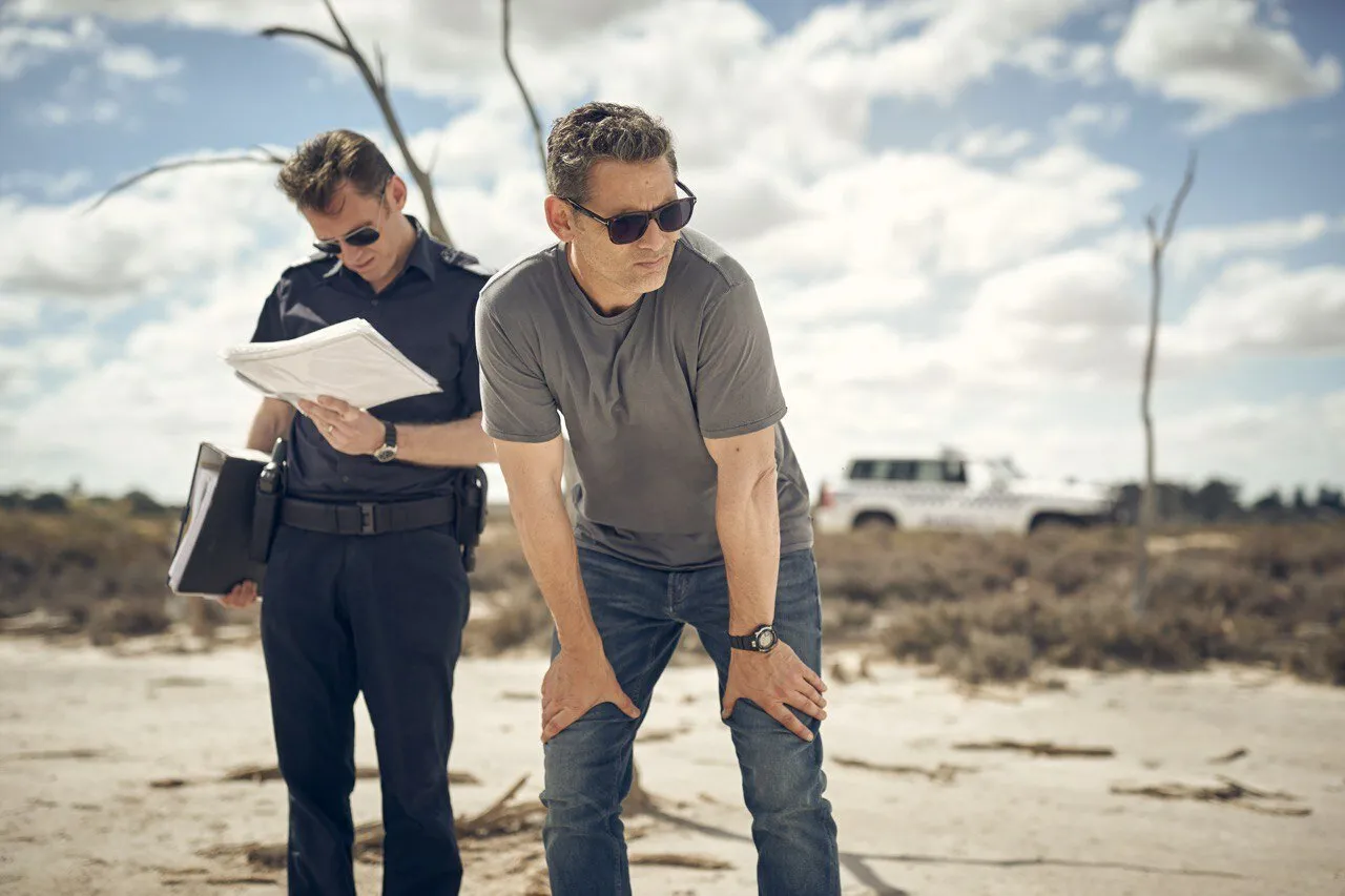 Кадр из фильма Город тайн