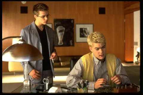 Кадр из фильма Жестокие игры