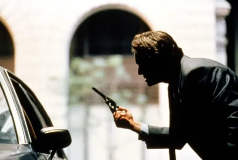 Кадр из фильма Игра