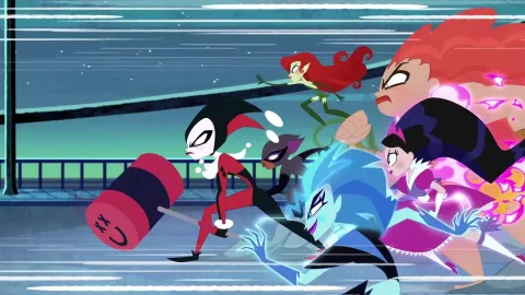 Кадр из фильма DC девчонки-супергерои