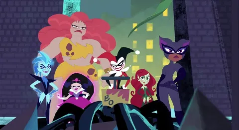 Кадр из фильма DC девчонки-супергерои