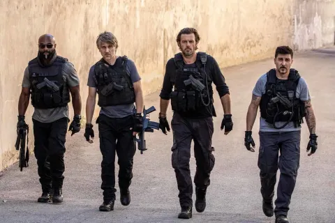 Кадр из фильма Город мошенников