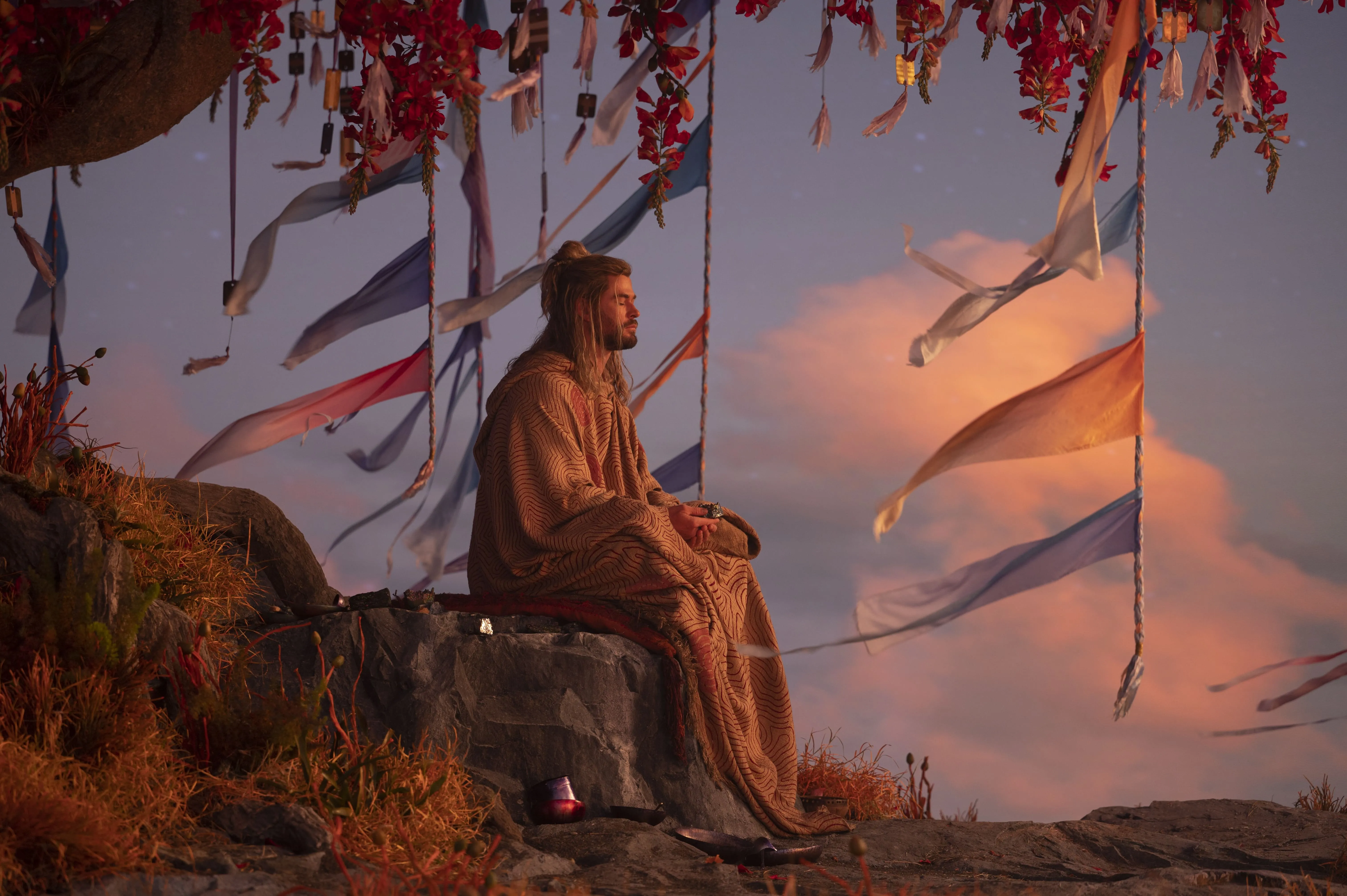 Кадр из фильма Тор: Любовь и гром