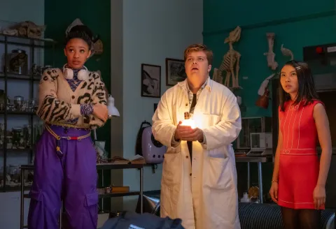 Кадр из фильма Руководство для нянь: Как поймать монстра