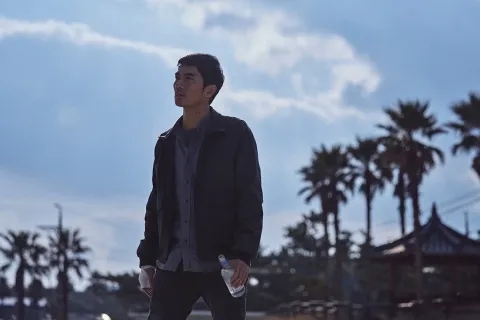 Кадр из фильма Ночь в раю