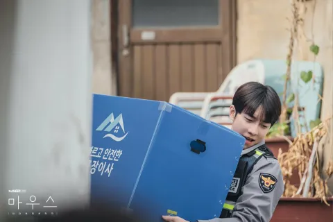 Кадр из фильма Мышь