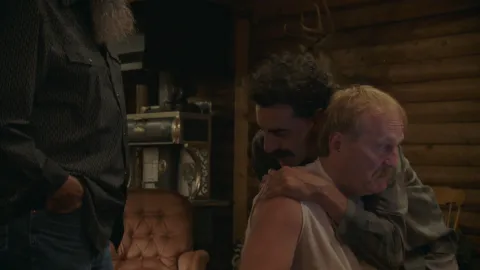 Кадр из фильма Борат 2