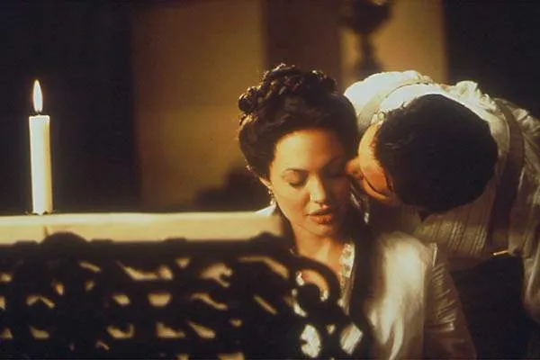 Кадр из фильма Соблазн