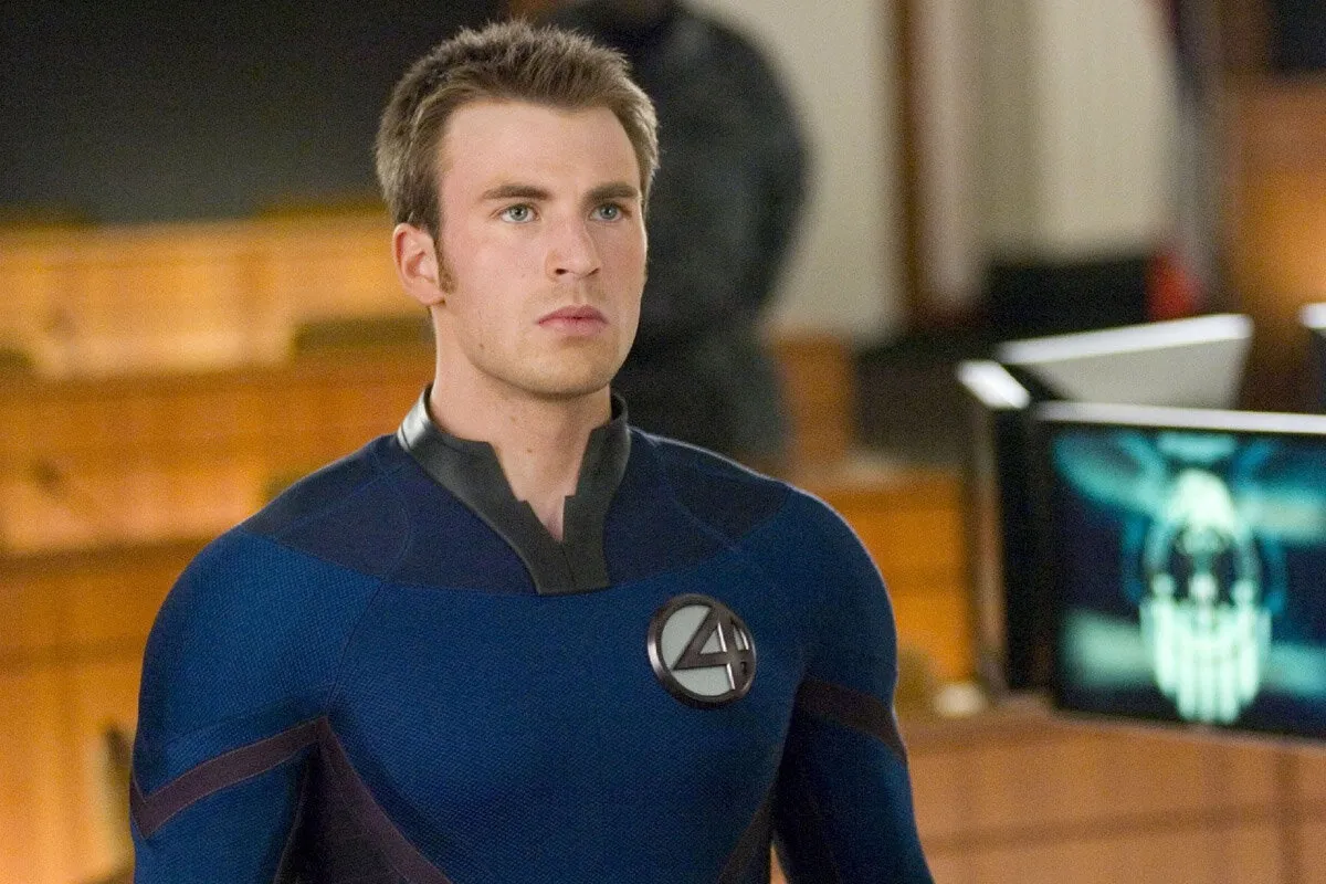 Кадр из фильма Фантастическая четверка: Вторжение Серебряного серфера