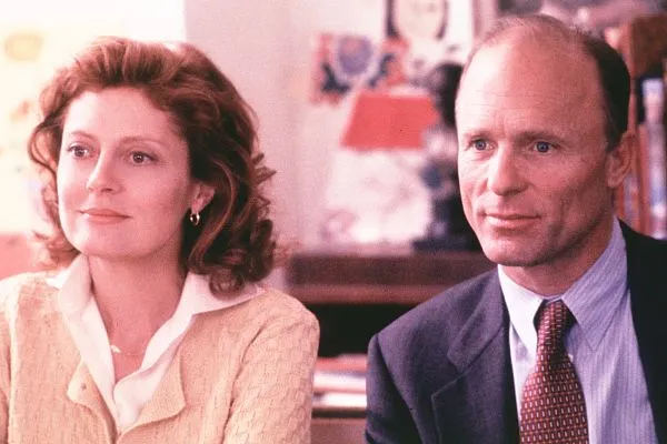 Кадр из фильма Мачеха