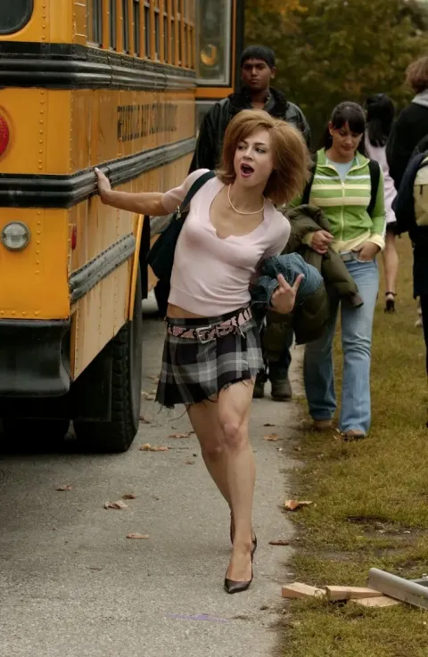 Кадр из фильма Мальчик в девочке