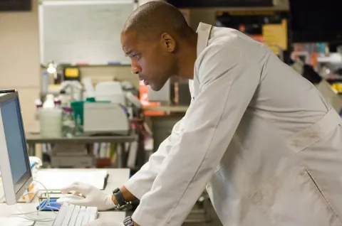 Кадр из фильма Я – легенда