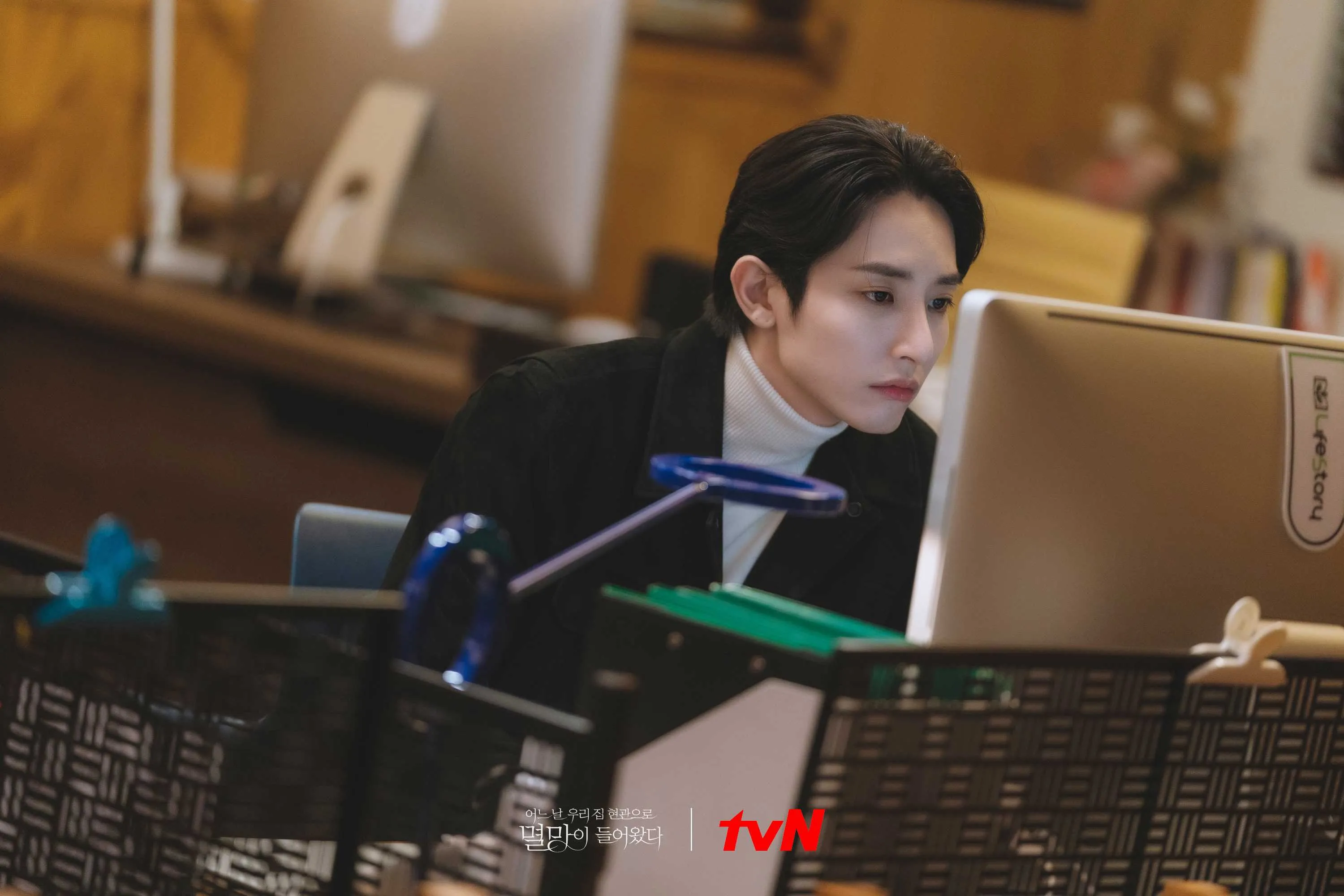 Кадр из фильма Однажды разрушение постучалось в мою дверь