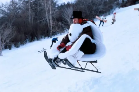 Кадр из фильма Снежный день