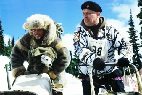 Кадр из фильма Снежный гонщик