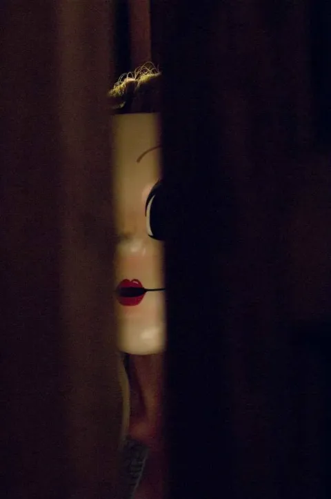 Кадр из фильма Незнакомцы